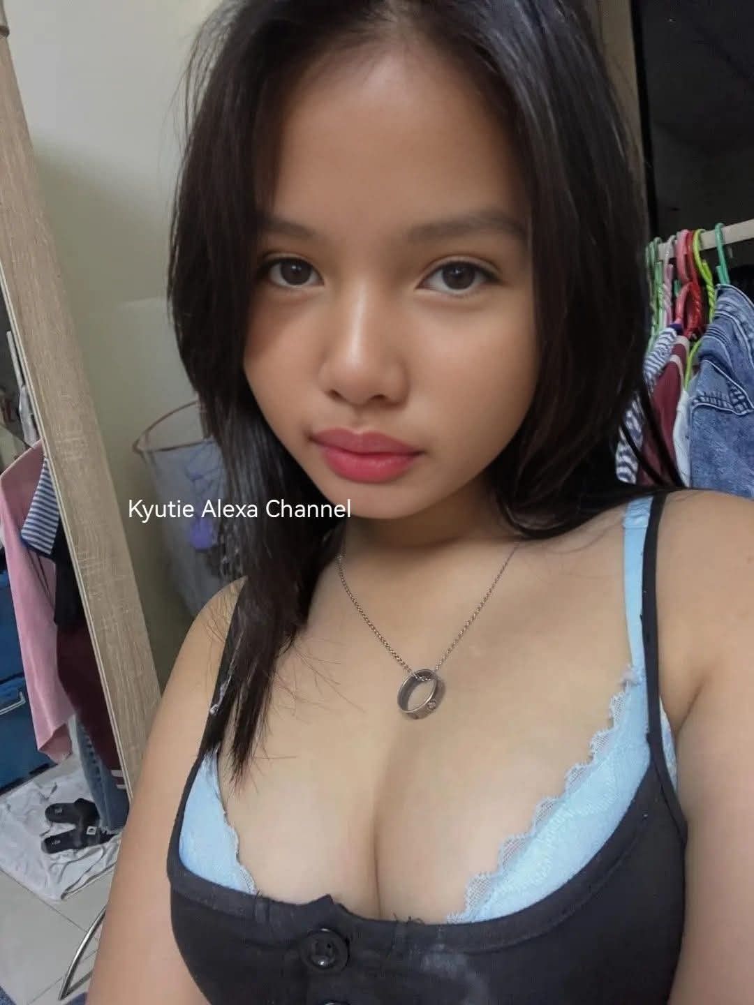 Video Viral Video Terbaru 2025 Indonesia Bibirmu Menarik Nafasku Tutorial Top Global